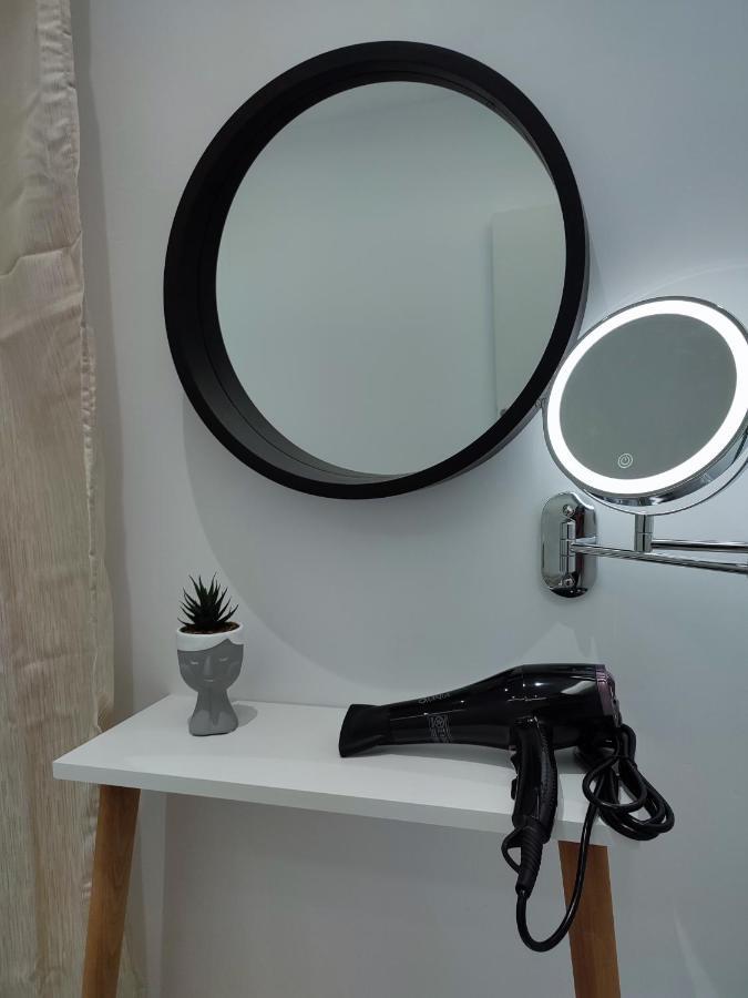 Alexander Luxury Apartments & Studios Метаморфоси Екстериор снимка